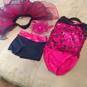 4 piece dance costume - size CM